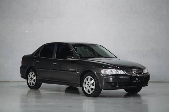 CHEVROLET VECTRA 2.0 MPFI COLLECTION 8V GASOLINA 4P MANUAL CHEVROLET VECTRA 2.0 MPFI COLLECTION 8V GASOLINA 4P MANUAL